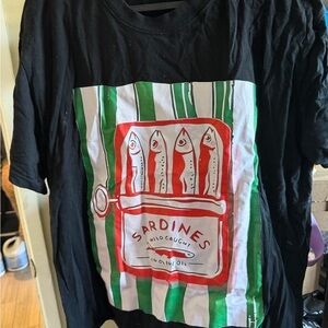 Black and Green women Sardines Graphic T-Shirt size XL